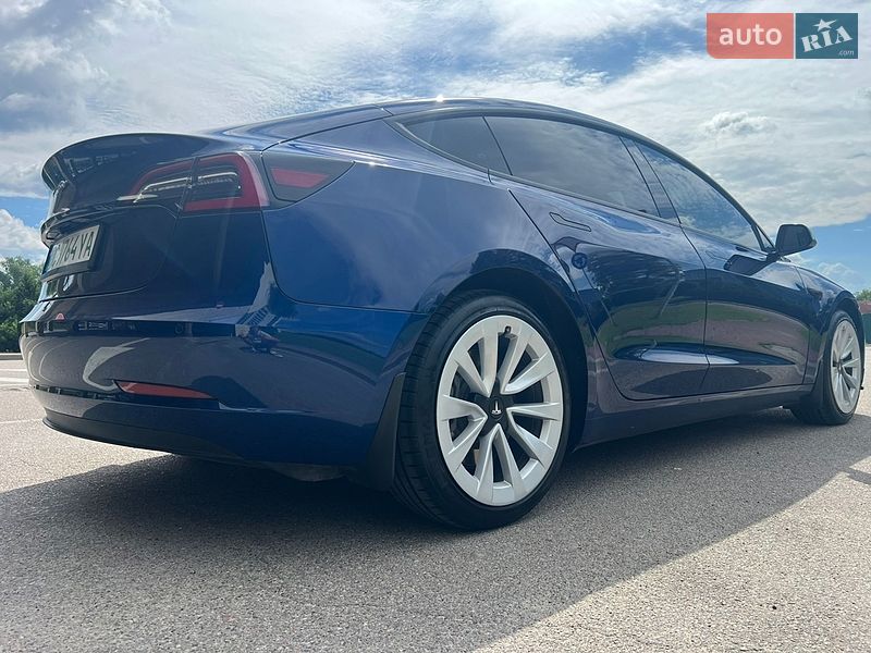 Седан Tesla Model 3 2022 в Киеве фото 8 Седан Tesla Model 3 2022 в Киеве
