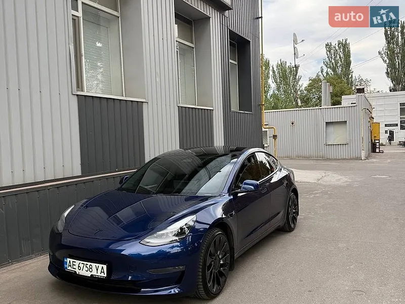 Tesla Model 3
