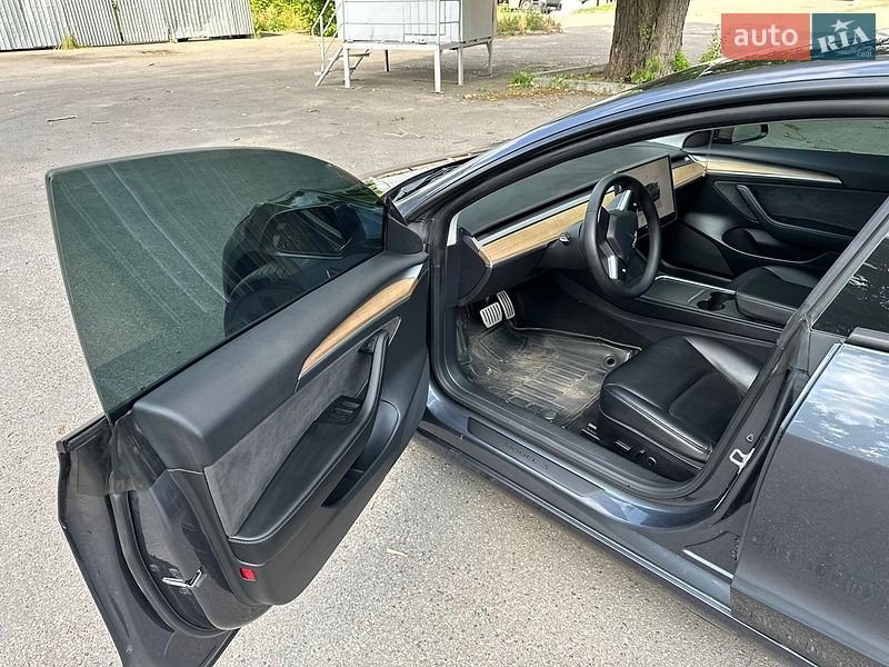 Седан Tesla Model 3 2022 в Харкові