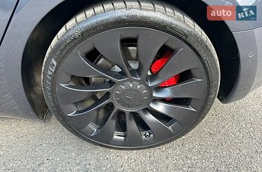 Седан Tesla Model 3 2022 в Харкові
