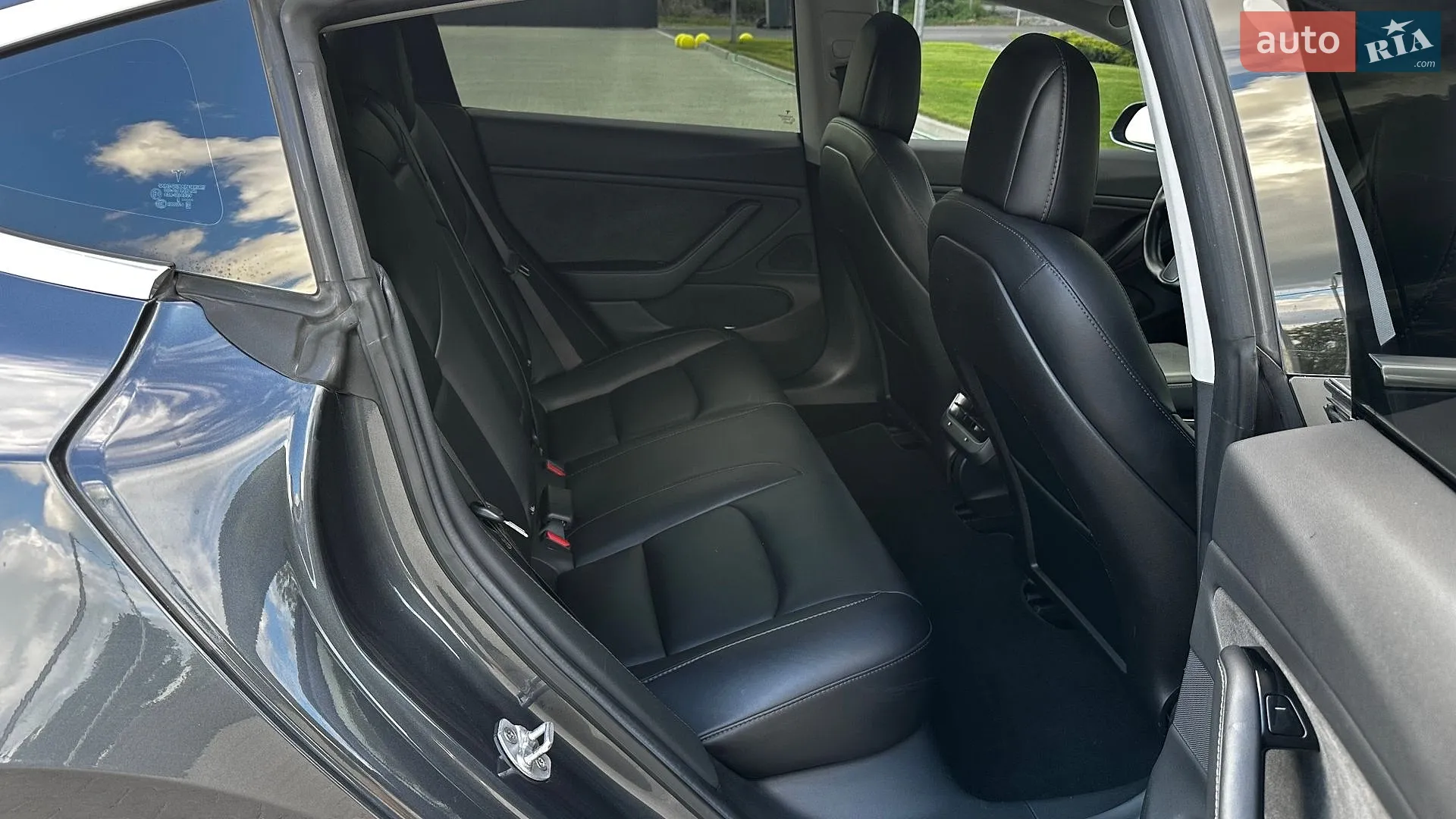 2018 Tesla Model 3 - мініатюра 8