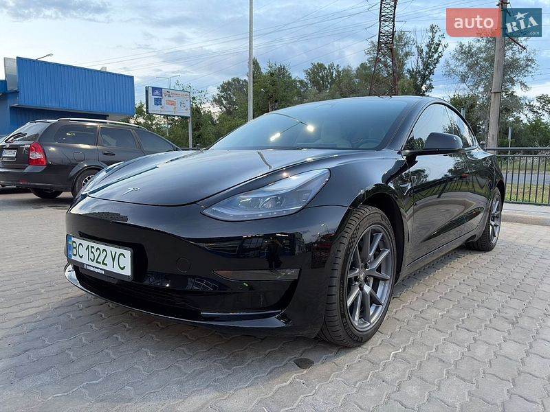 Седан Tesla Model 3 2022 в Полтаві фото Седан Tesla Model 3 2022 в Полтаві