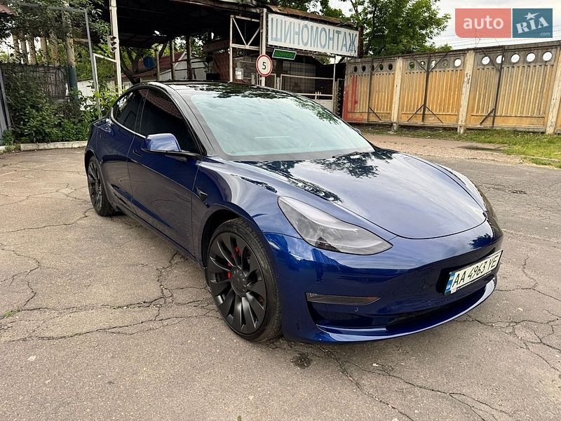 Седан Tesla Model 3 2022 в Киеве фото 3 Седан Tesla Model 3 2022 в Киеве