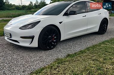Седан Tesla Model 3 2021 в Житомире
