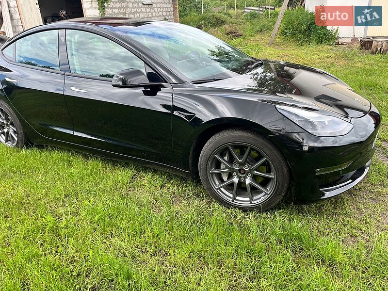 Седан Tesla Model 3 2022 в Киеве фото 2 Седан Tesla Model 3 2022 в Киеве