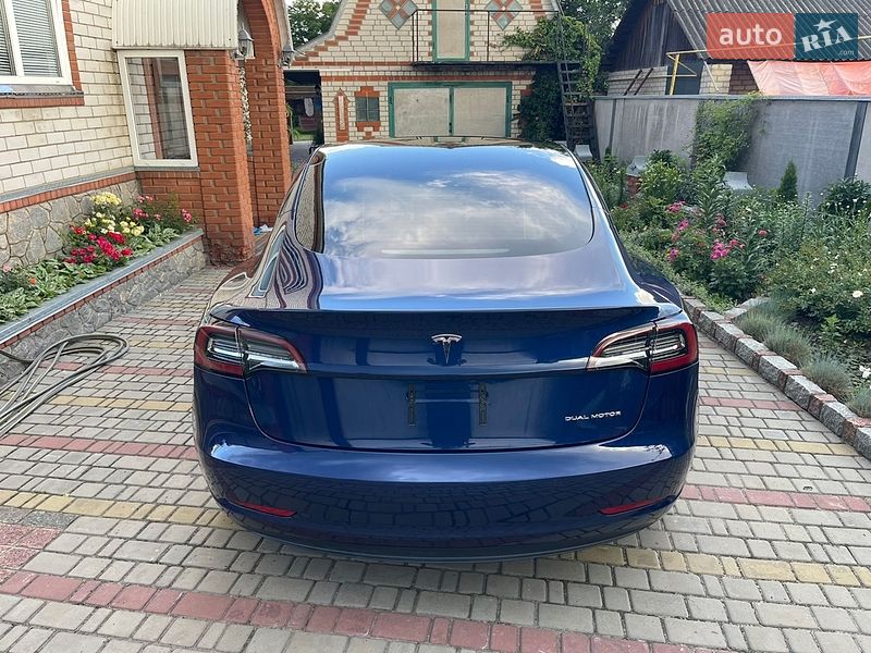 Седан Tesla Model 3 2022 в Харькове