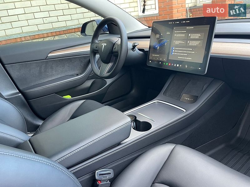 Седан Tesla Model 3 2022 в Харькове