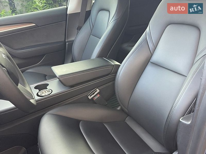 Седан Tesla Model 3 2022 в Харькове