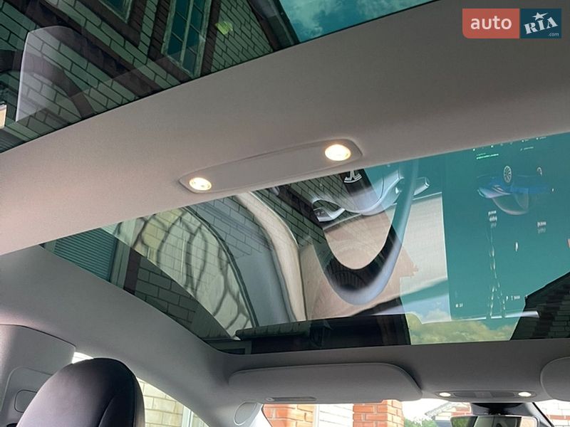 Седан Tesla Model 3 2022 в Харькове