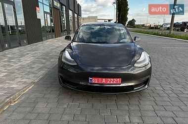 Седан Tesla Model 3 2019 в Киеве фото 7 Седан Tesla Model 3 2019 в Киеве