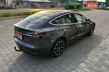 Седан Tesla Model 3 2019 в Киеве фото 13 Седан Tesla Model 3 2019 в Киеве