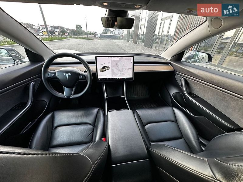 Седан Tesla Model 3 2019 в Киеве фото 26 Седан Tesla Model 3 2019 в Киеве