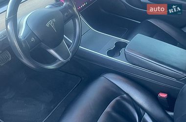 Седан Tesla Model 3 2018 в Киеве