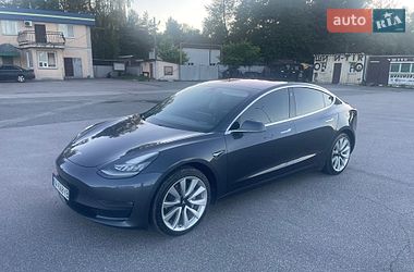Седан Tesla Model 3 2018 в Киеве