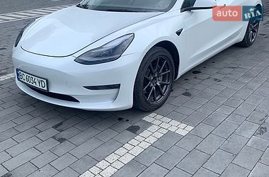 Седан Tesla Model 3 2023 в Стрые