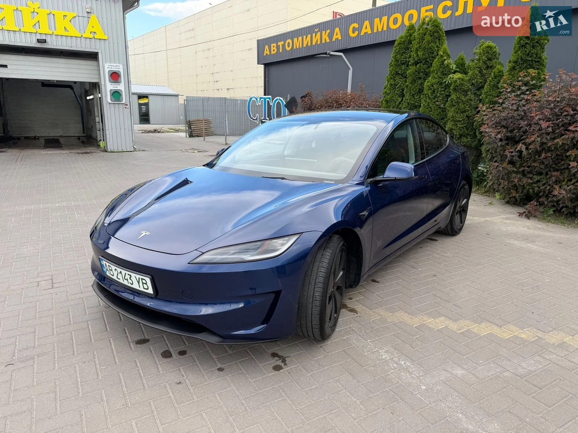 2024 Tesla Model 3 - мініатюра 8