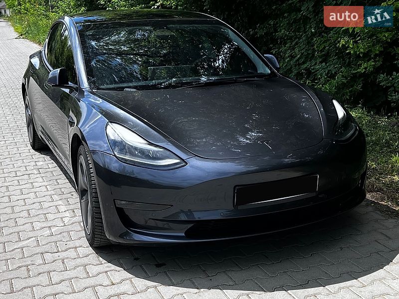 2021 Tesla Model 3, VIN 5YJ3E1EB5NF135577:plate — фото 1 (autoria)