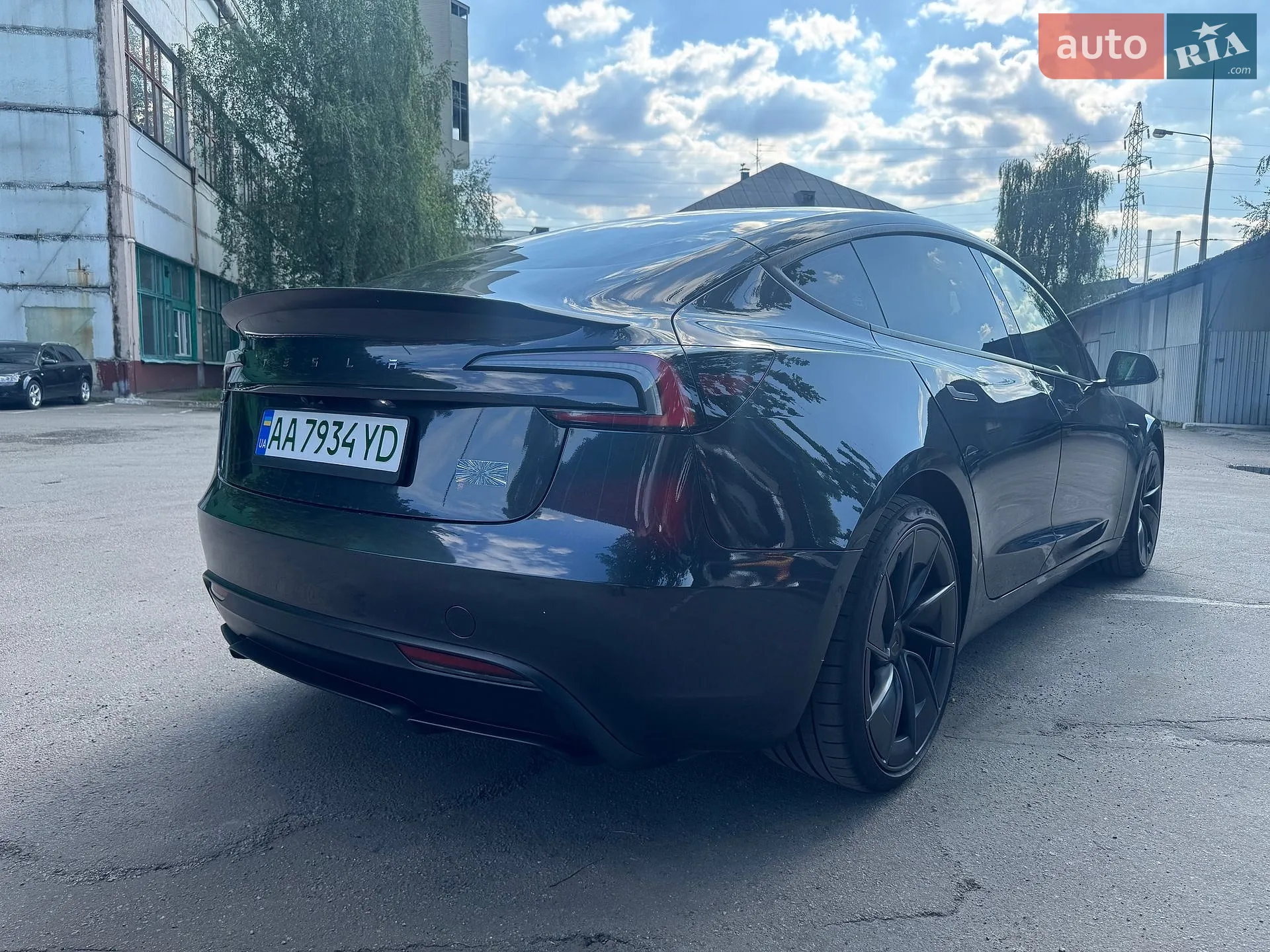 2024 Tesla Model 3 - мініатюра 8