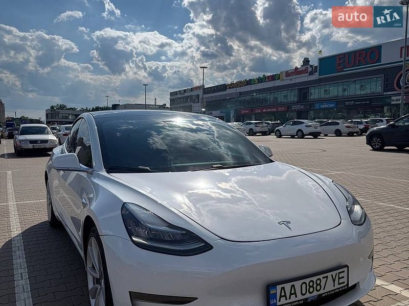 Tesla Model 3 2020 Tesla Model 3 2020
