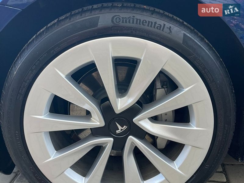 Седан Tesla Model 3 2022 в Харькове