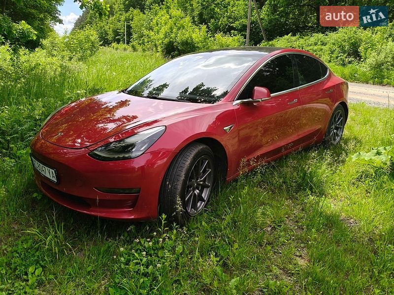 Седан Tesla Model 3 2018 в Луцке Седан Tesla Model 3 2018 в Луцке
