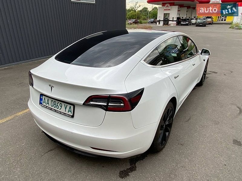 Седан Tesla Model 3 2019 в Днепре