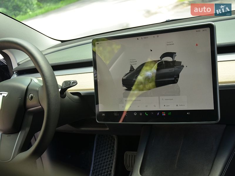 Седан Tesla Model 3 2022 в Трускавці