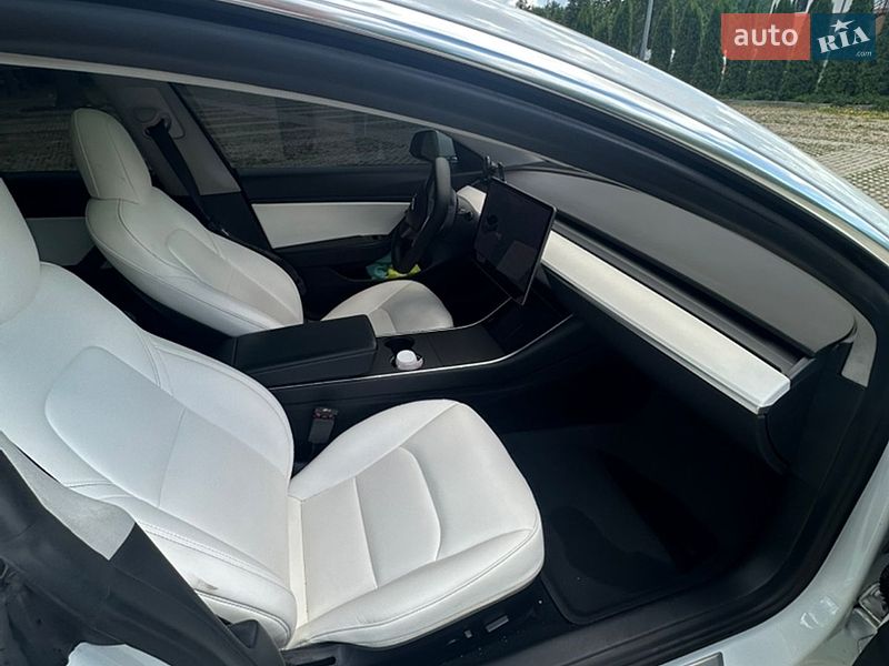 Седан Tesla Model 3 2020 в Харькове