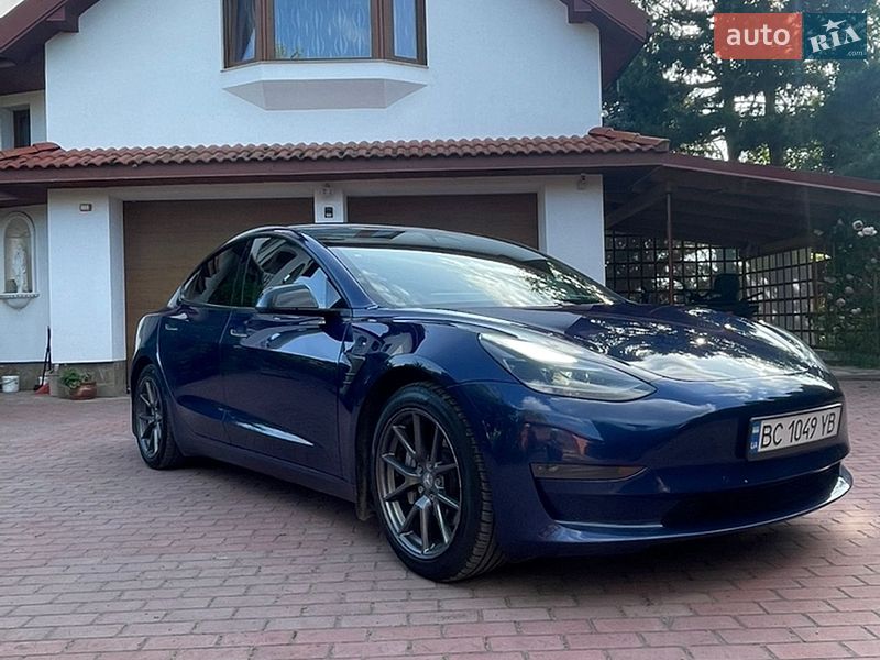 Седан Tesla Model 3 2021 в Дрогобичі фото Седан Tesla Model 3 2021 в Дрогобичі