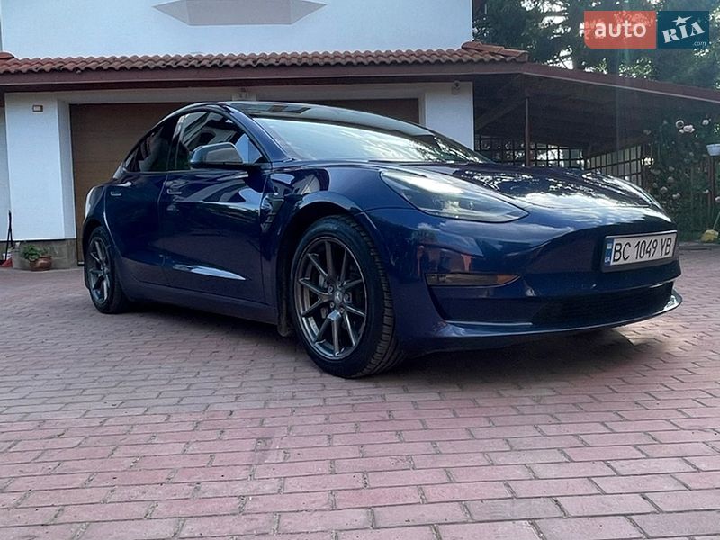 Седан Tesla Model 3 2021 в Дрогобичі фото 5 Седан Tesla Model 3 2021 в Дрогобичі