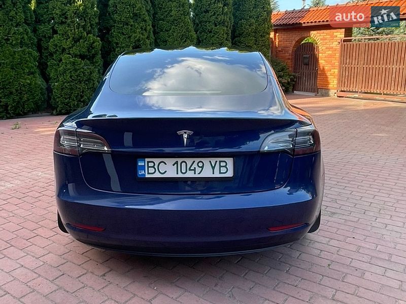 Седан Tesla Model 3 2021 в Дрогобичі фото 8 Седан Tesla Model 3 2021 в Дрогобичі