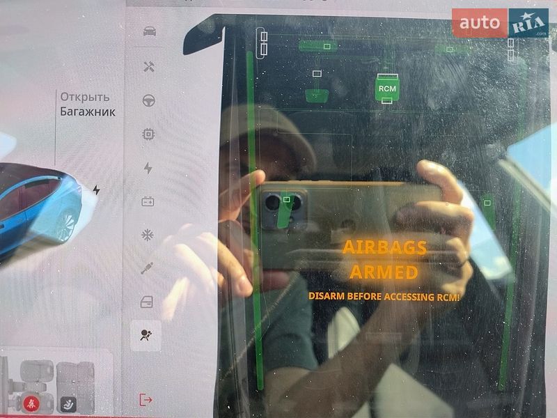 Седан Tesla Model 3 2020 в Житомире