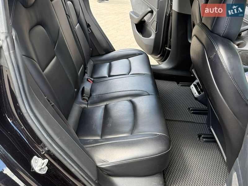 Седан Tesla Model 3 2018 в Одессе