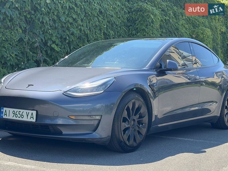 Седан Tesla Model 3 2020 в Вышгороде