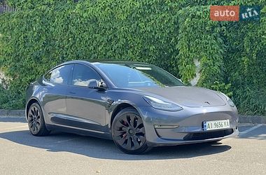 Седан Tesla Model 3 2020 в Вышгороде