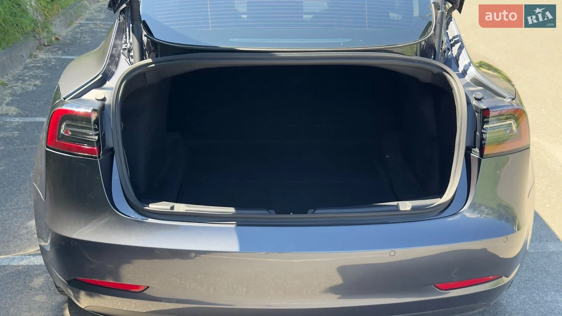 2020 Tesla Model 3 - мініатюра 27