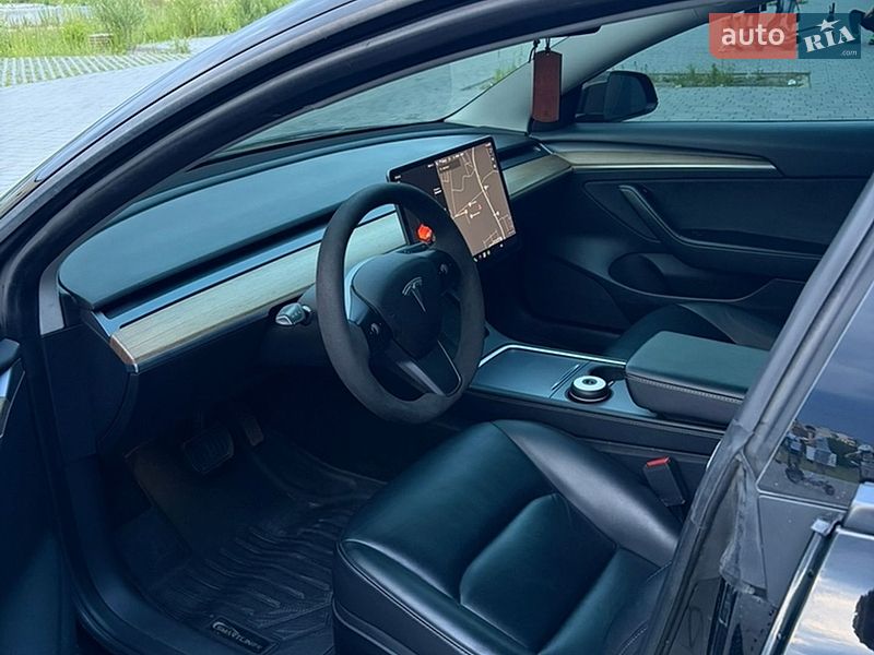 Седан Tesla Model 3 2021 в Хмельницькому