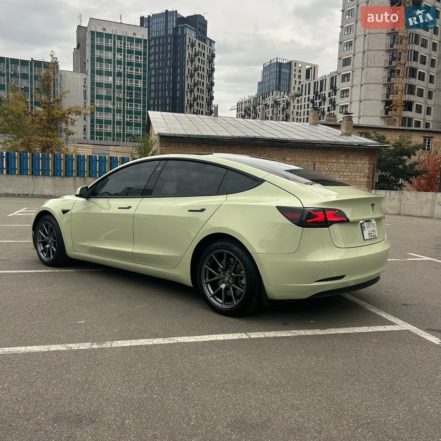 2022 Tesla Model 3 - мініатюра 4