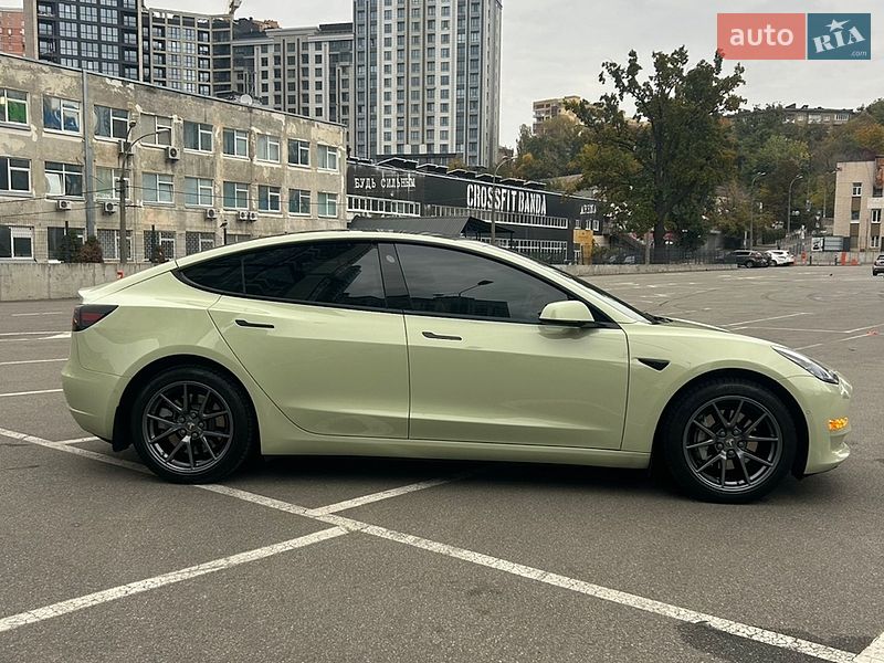 Седан Tesla Model 3 2022 в Киеве фото 8 Седан Tesla Model 3 2022 в Киеве