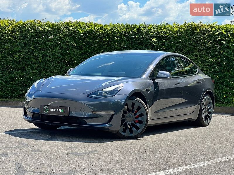 Седан Tesla Model 3 2021 в Києві