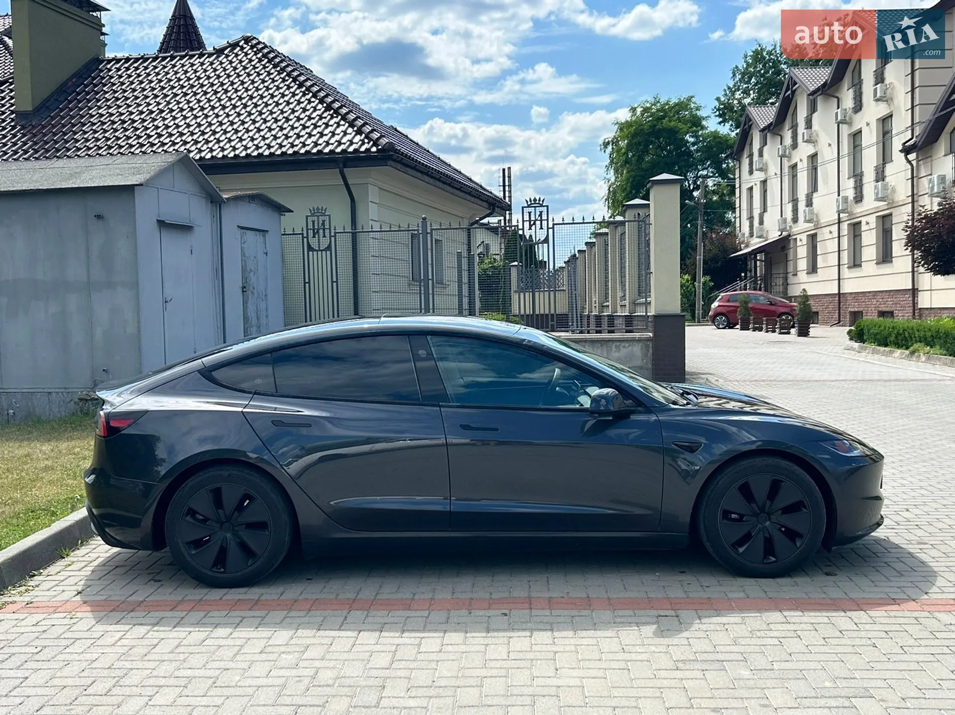 2024 Tesla Model 3 - мініатюра 4