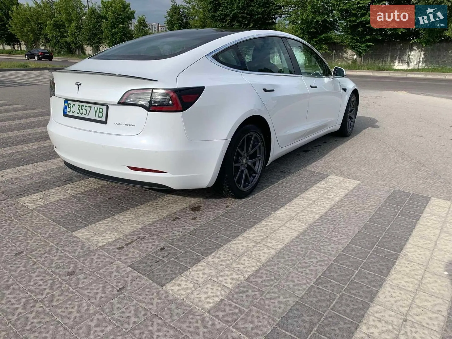 2019 Tesla Model 3 - мініатюра 3