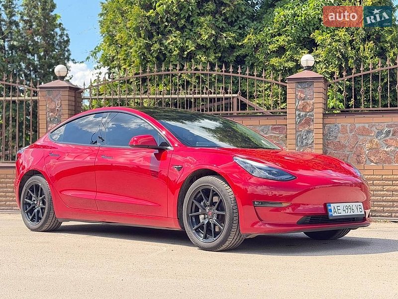 Седан Tesla Model 3 2022 в Києві фото 12 Седан Tesla Model 3 2022 в Києві