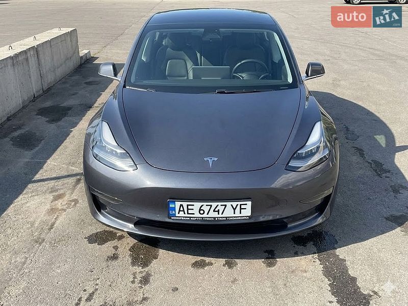 Седан Tesla Model 3 2019 в Днепре