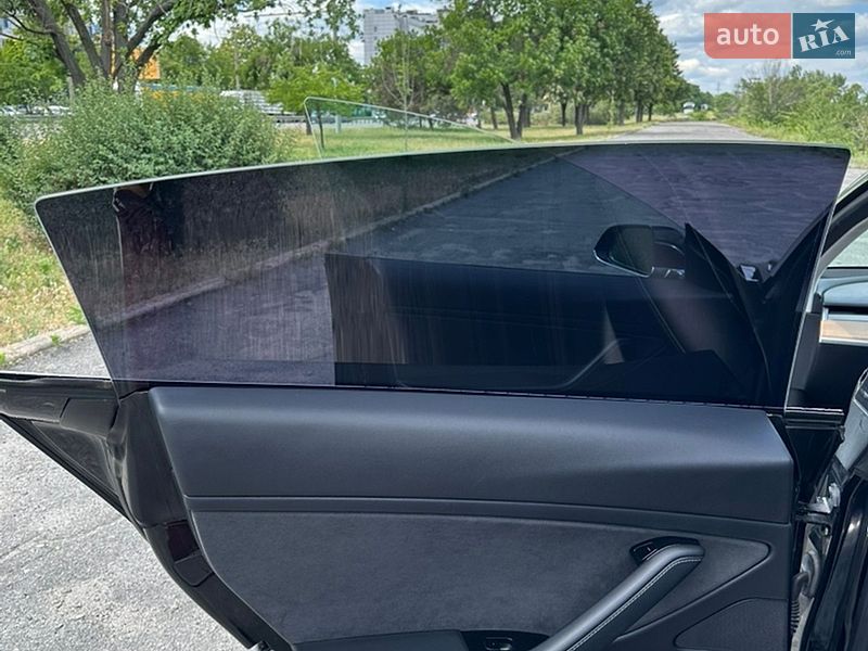 Седан Tesla Model 3 2019 в Днепре