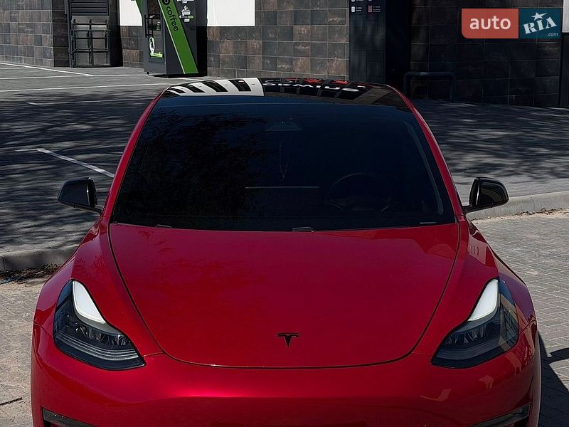 Tesla Model 3 2020
