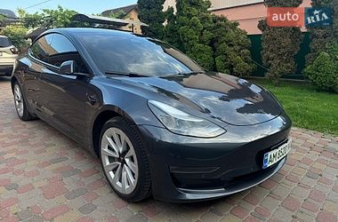 tesla model-3 2022 в Киев от профессионального продавца Алексей