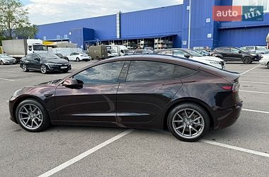 Седан Tesla Model 3 2022 в Днепре