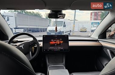 Седан Tesla Model 3 2022 в Днепре