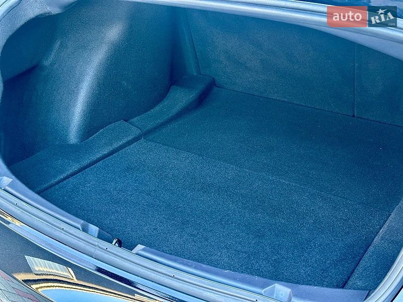 Седан Tesla Model 3 2022 в Житомире